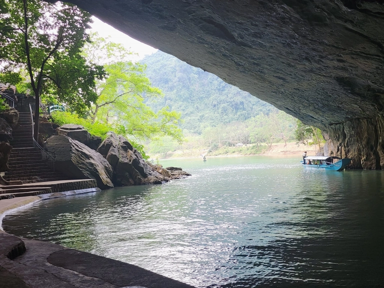 Khám phá vẻ đẹp kỳ vỹ của động Phong Nha Quảng Bình