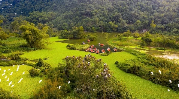 Khám phá vẻ đẹp thiên nhiên Khu du lịch sinh thái Thung Nham Ninh Bình