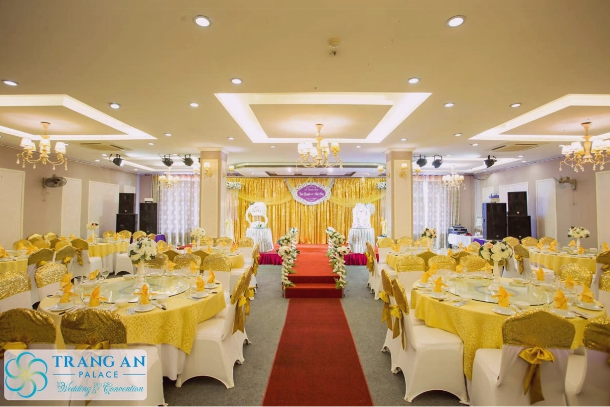 Không gian lãng mạn và sang trọng của sảnh tiệc cưới tại Tràng An Palace