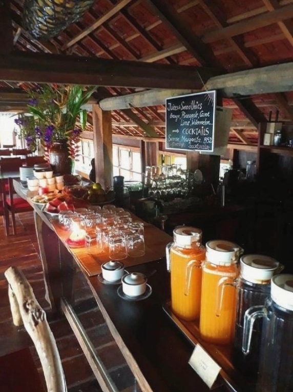 Không gian lều trại rộng rãi và thoải mái tại Lak Tented Camp