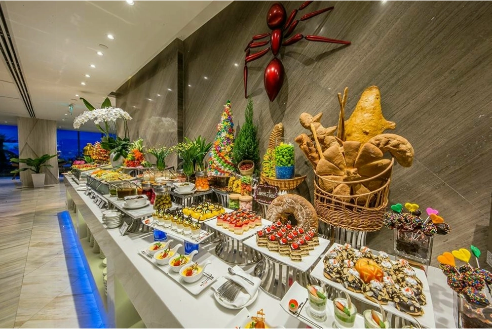 Không gian sang trọng tại Royal Restaurant, Queen Ann Nha Trang