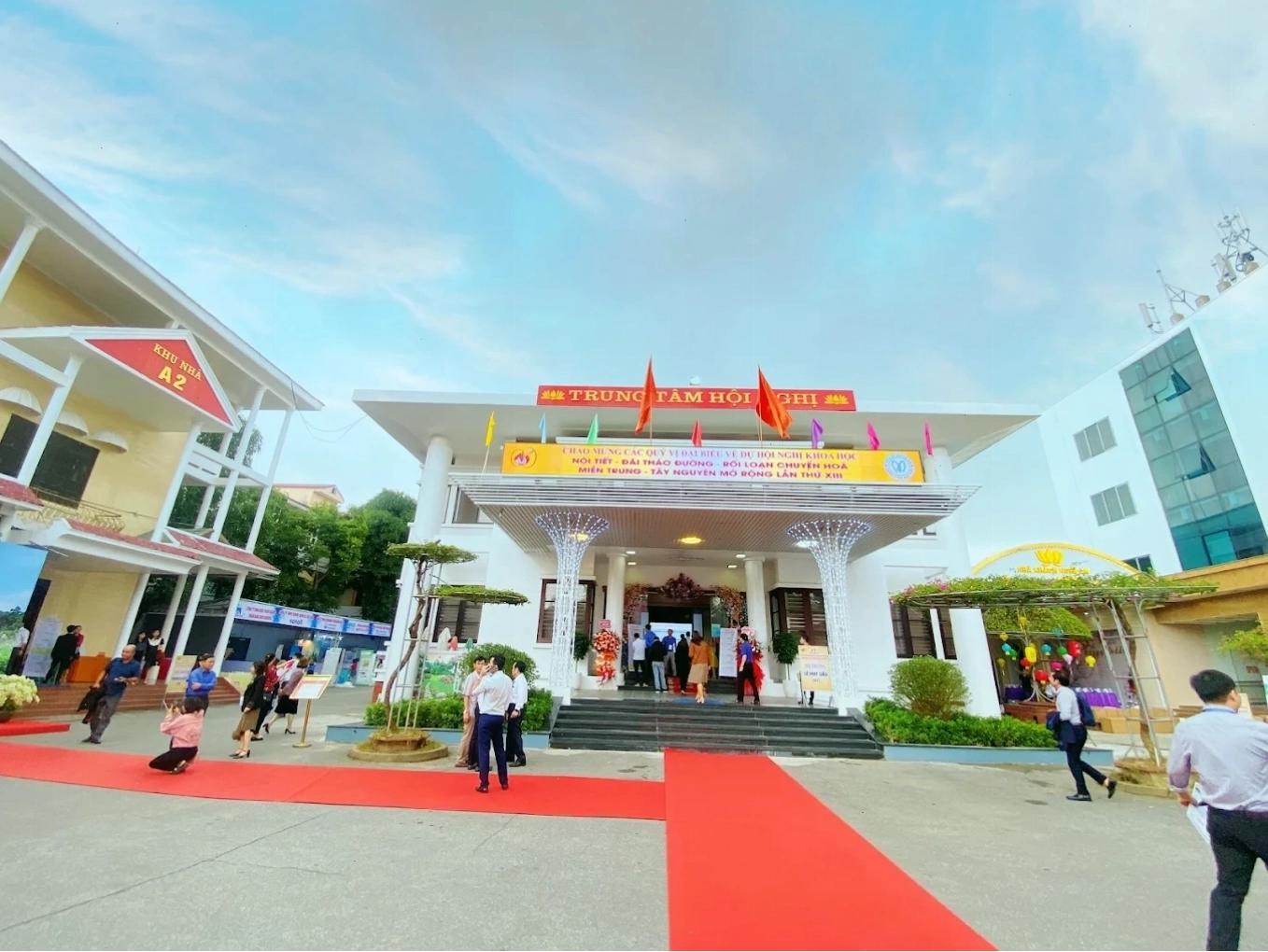Không gian tiệc cưới tại Nhà khách Nghệ An