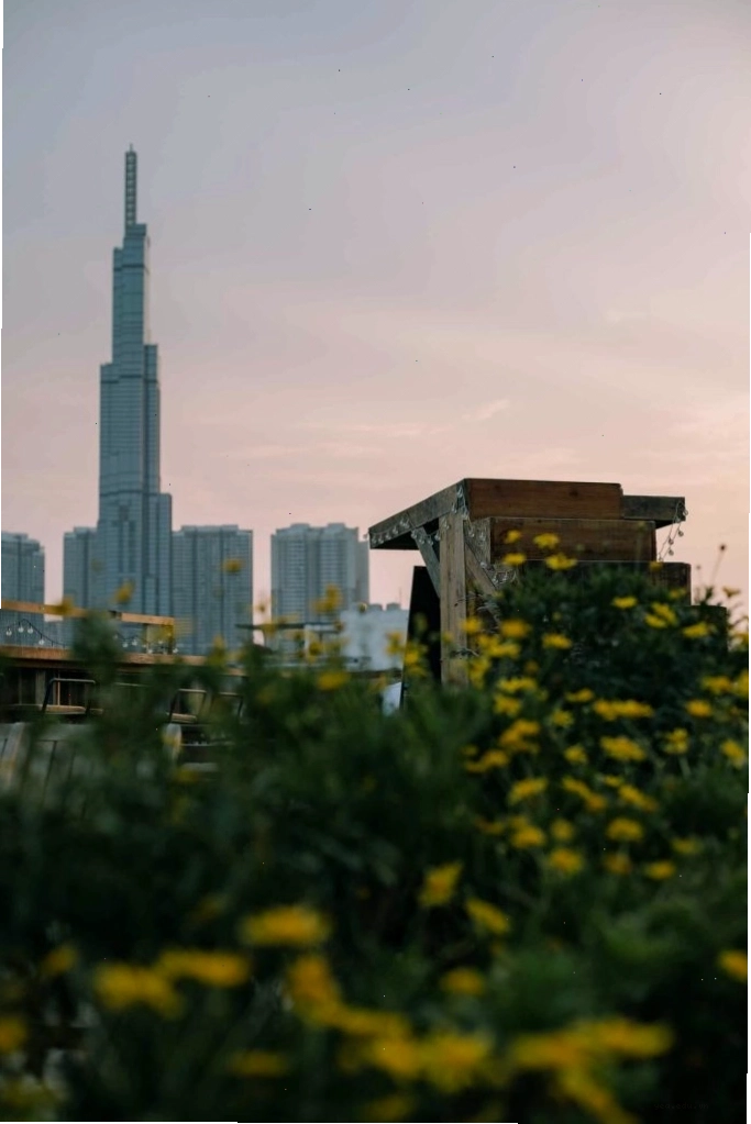 Không gian xanh mát của Trăng Non Rooftop