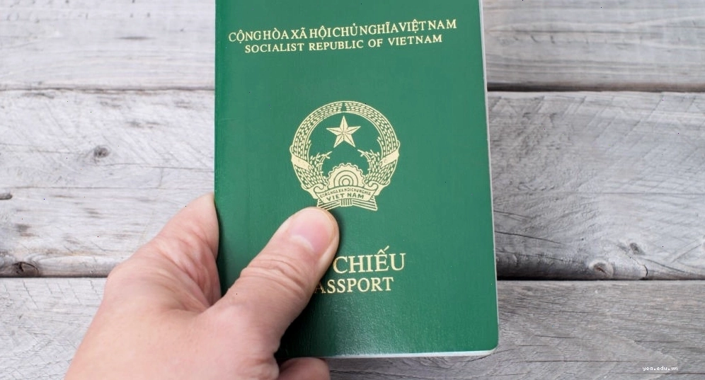Khu chợ nổi Pattaya với đa dạng hàng hóa và hoạt động mua sắm