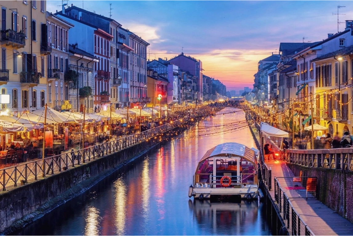 Khu kênh đào Navigli về đêm