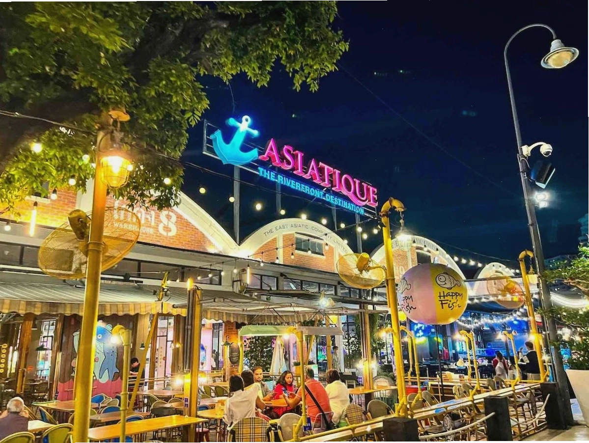 Khu phức hợp Asiatique The Riverfront sôi động về đêm
