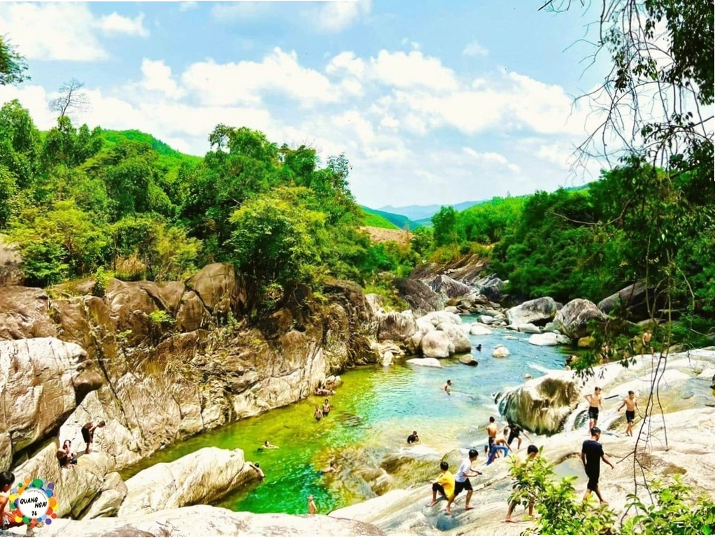 Khu vực đầu nguồn Thác Trà Bói hùng vĩ
