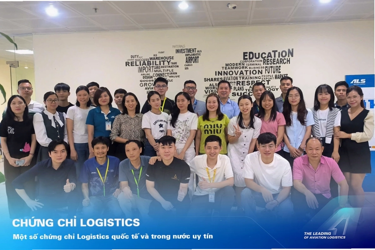 Khu vực làm thủ tục hải quan tại một cửa khẩu quốc tế