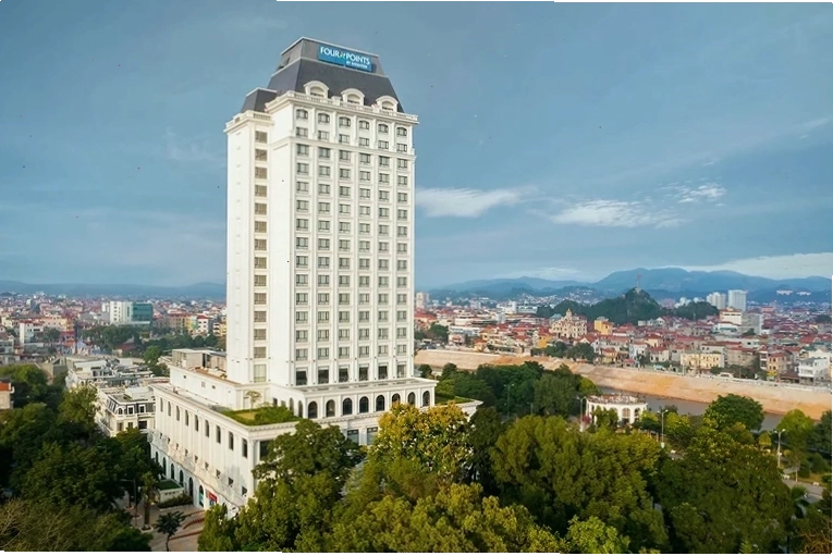 Khu vực lễ tân Four Points by Sheraton Lạng Sơn