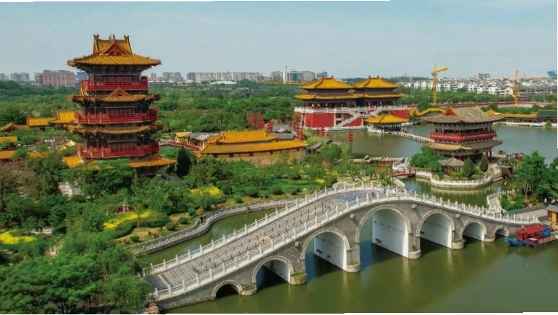Khung cảnh Thanh Minh Thượng Hà Viên tái hiện đời sống xưa