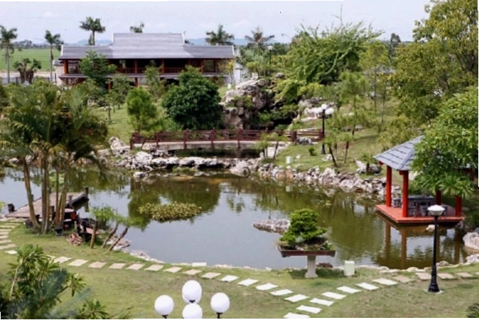 Khung cảnh thơ mộng bao quanh một mẫu dinh thự đẹp hiện đại