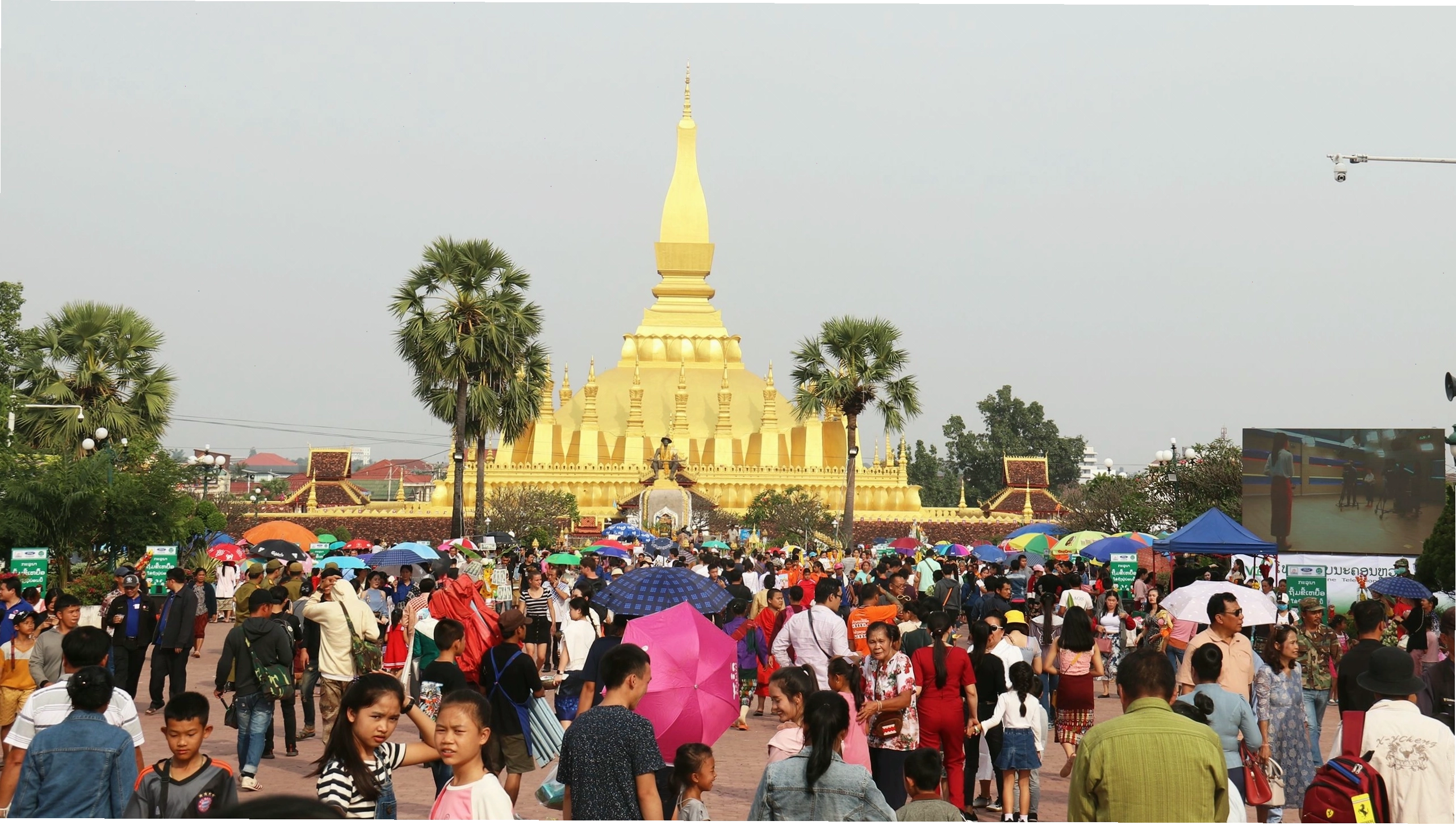 Kiến trúc chùa tháp đặc trưng tại Lào