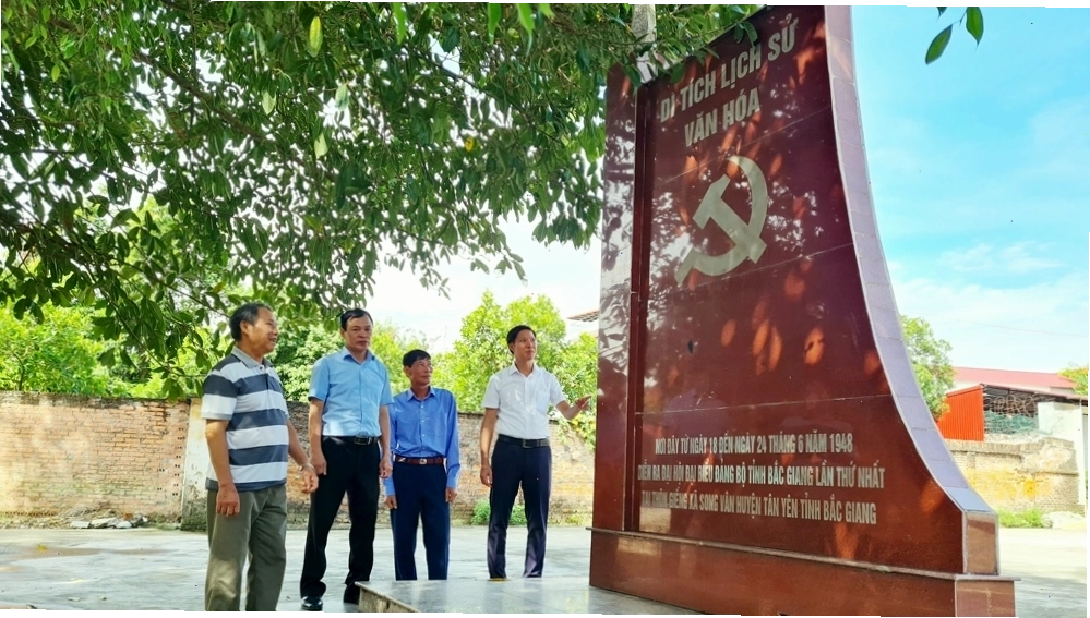 Kiến trúc độc đáo của đình làng tại Hiệp Hòa