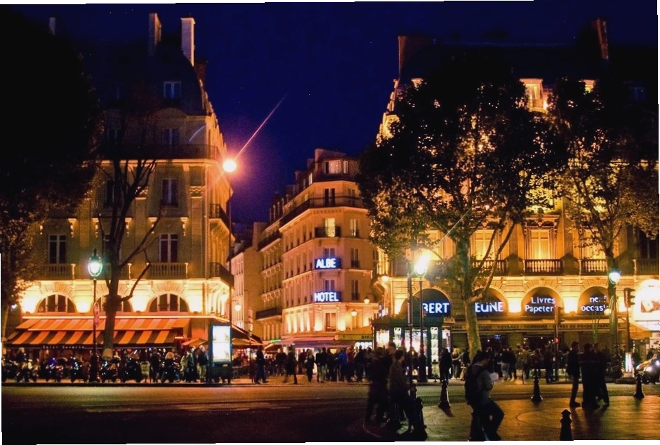 Kiến trúc độc đáo tại Paris