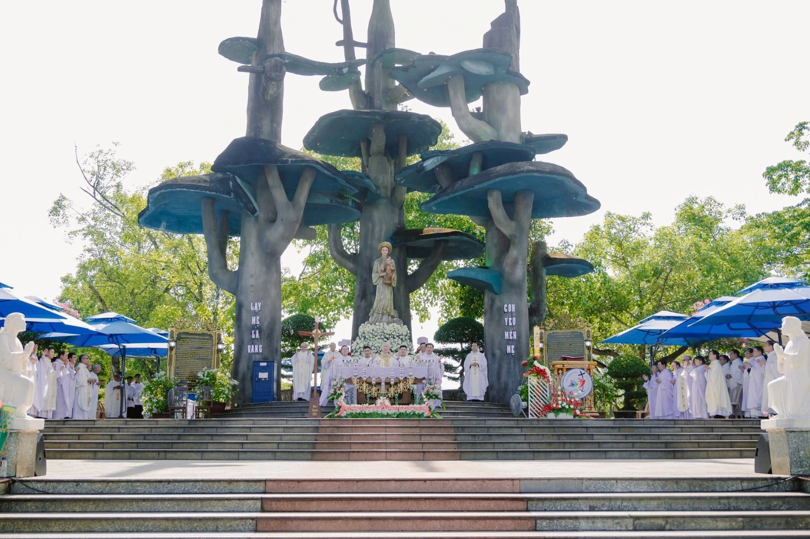 Kinh nghiệm đi hành hương La Vang trọn vẹn ý nghĩa