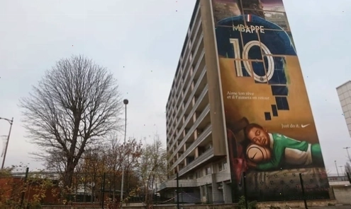 Kylian Mbappe thời thơ ấu tại khu phố Paris