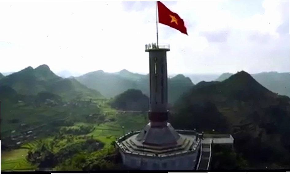 Lá cờ đỏ sao vàng tung bay trong clip Welcome to Vietnam