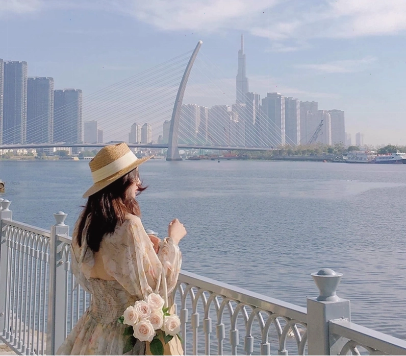 Landmark 81 với kiến trúc hiện đại và sang trọng, là địa điểm chụp ảnh đẹp ở Sài Gòn