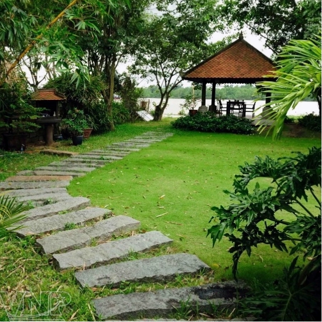 Làng nghệ sĩ Hàm Long - Minh họa cho sự đa dạng trong các công trình kiến trúc