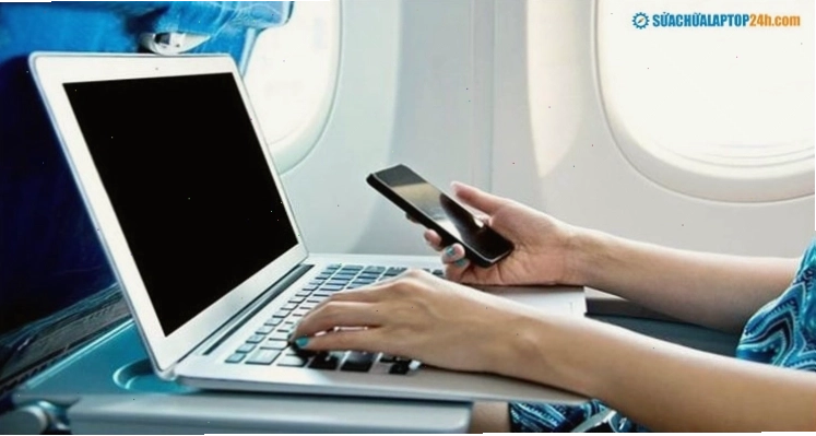 Laptop không được ký gửi mà phải mang theo hành lý xách tay