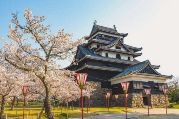 Lâu đài Matsue biểu tượng của tỉnh Shimane.