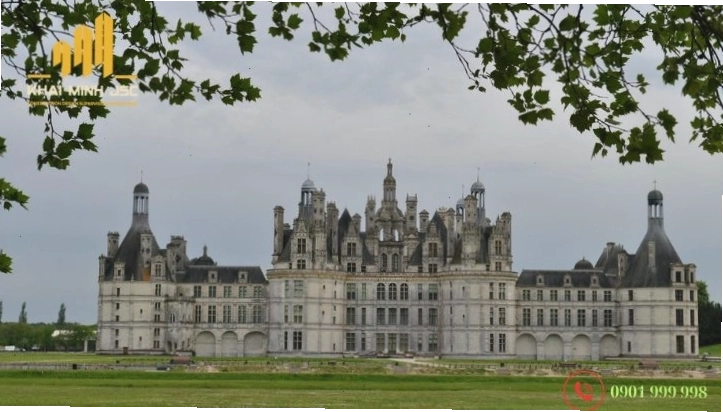 Lâu đài Neuschwanstein Đức với vẻ đẹp cổ kính và nguy nga