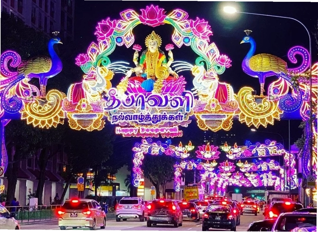Lễ hội Deepavali diễn ra náo nhiệt tại khu phố Ấn Độ