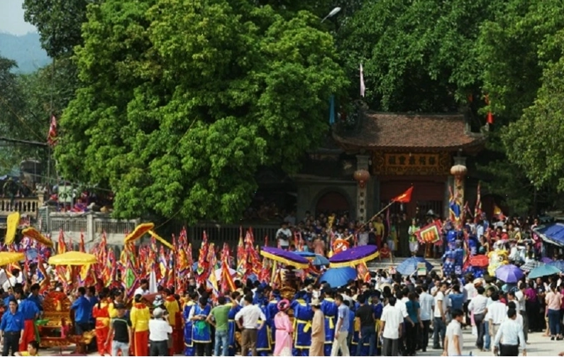 Lễ hội đền Ông Hoàng Bảy - Bảo Hà Lào Cai
