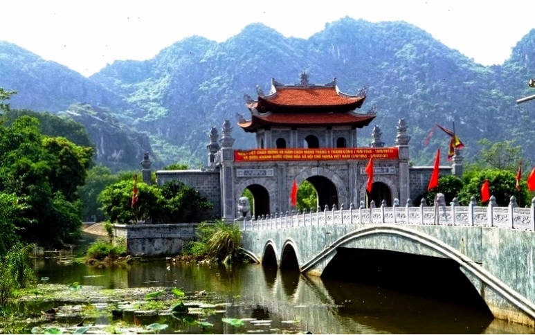 Lễ hội tại Tràng An