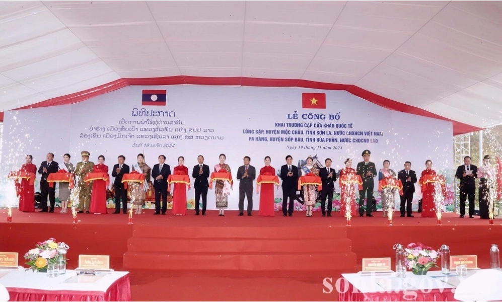 Lễ khai trương cặp Cửa khẩu quốc tế Lóng Sập - Pa Háng năm 2024