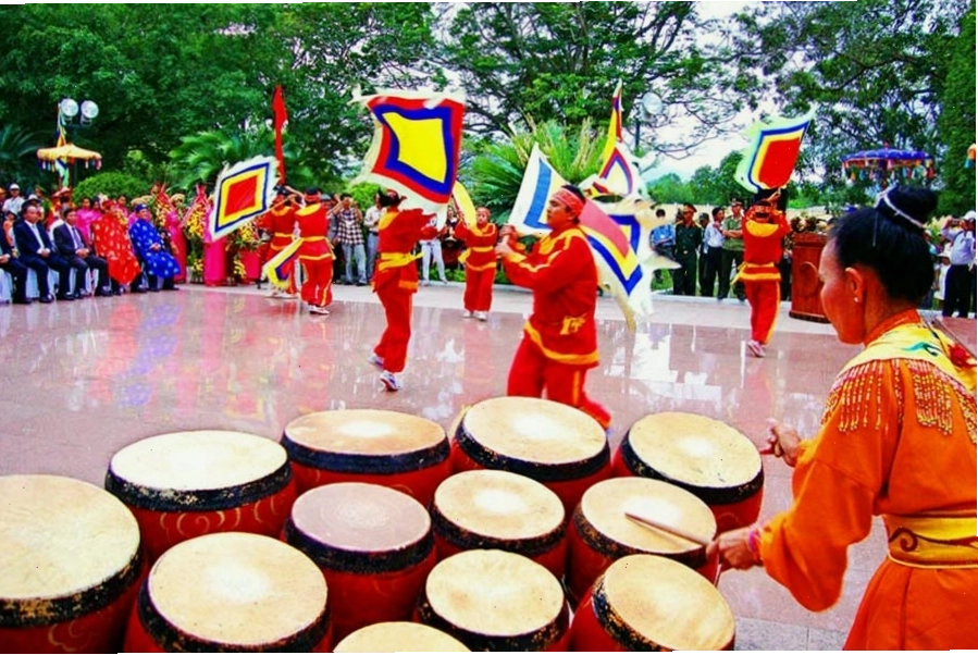 Màn trình diễn trống trận Tây Sơn hùng tráng