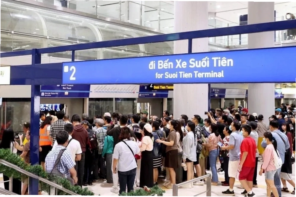 Metro ga Bến Thành với kiến trúc độc đáo