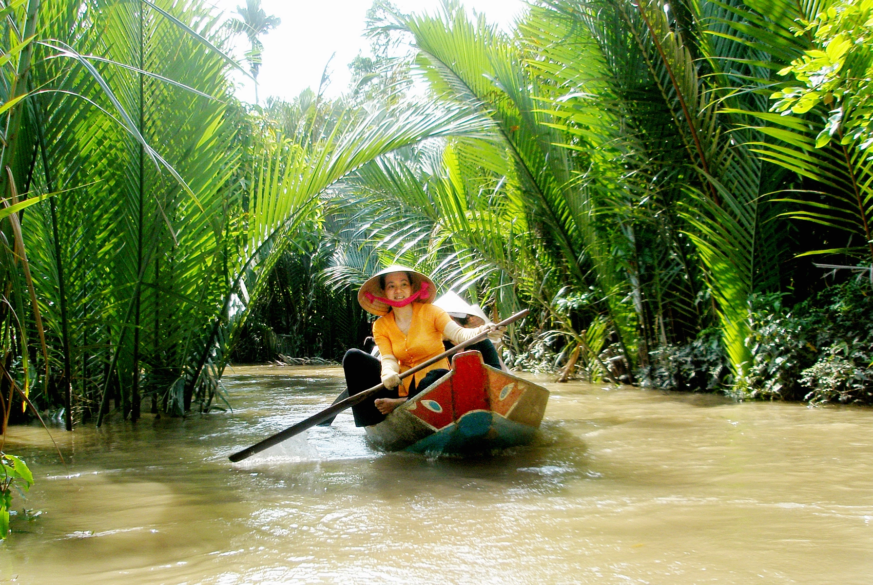 Miền Tây Sông Nước Hữu Tình: Khám Phá Nét Văn Hóa Độc Đáo
