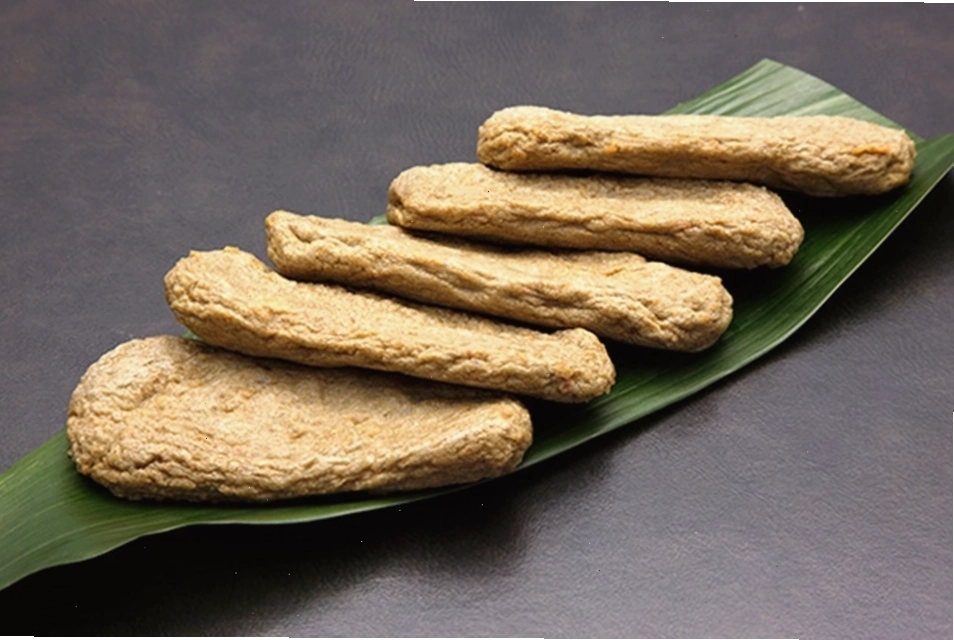 Món Jakoten (chả cá) chiên giòn hấp dẫn