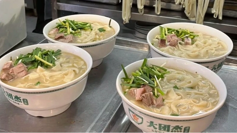 Món mì Hui Mian hấp dẫn của Hà Nam