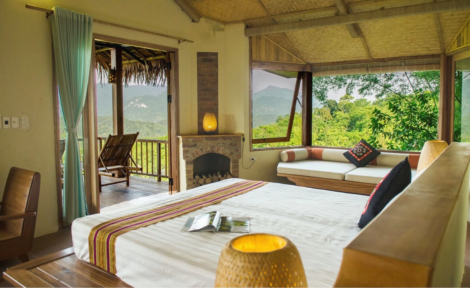 Một phòng suite view rừng và ruộng bậc thang tại Pù Luông Retreat