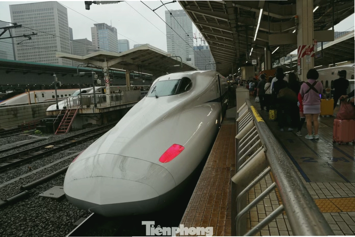 Một toa tàu Shinkansen sang trọng với đầy đủ tiện nghi