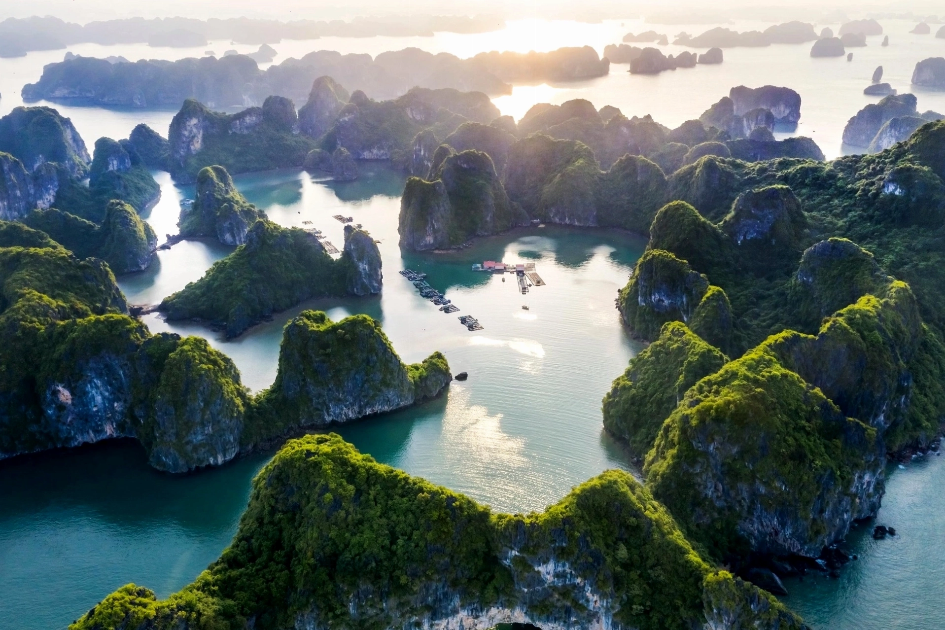 Một vòng Quảng Ninh từ Tây sang Đông
