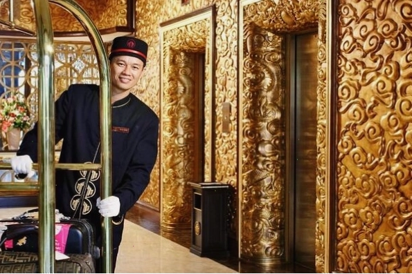 Mức lương của nhân viên hành lý khách sạn