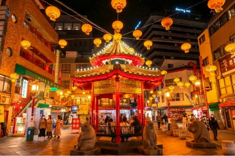 Ngắm cảnh từ tháp cảng Kobe về đêm