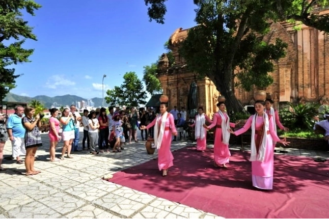 Nghi thức trong Lễ hội Tháp Bà Ponagar