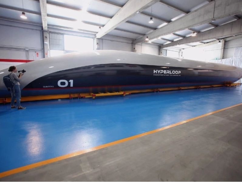Nguyên lý hoạt động của Hyperloop là gì với hệ thống đệm từ và đường ống chân không