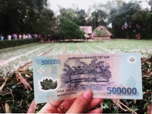 Nhà Chủ tịch Hồ Chí Minh tại Kim Liên trên tờ tiền 500.000 đồng