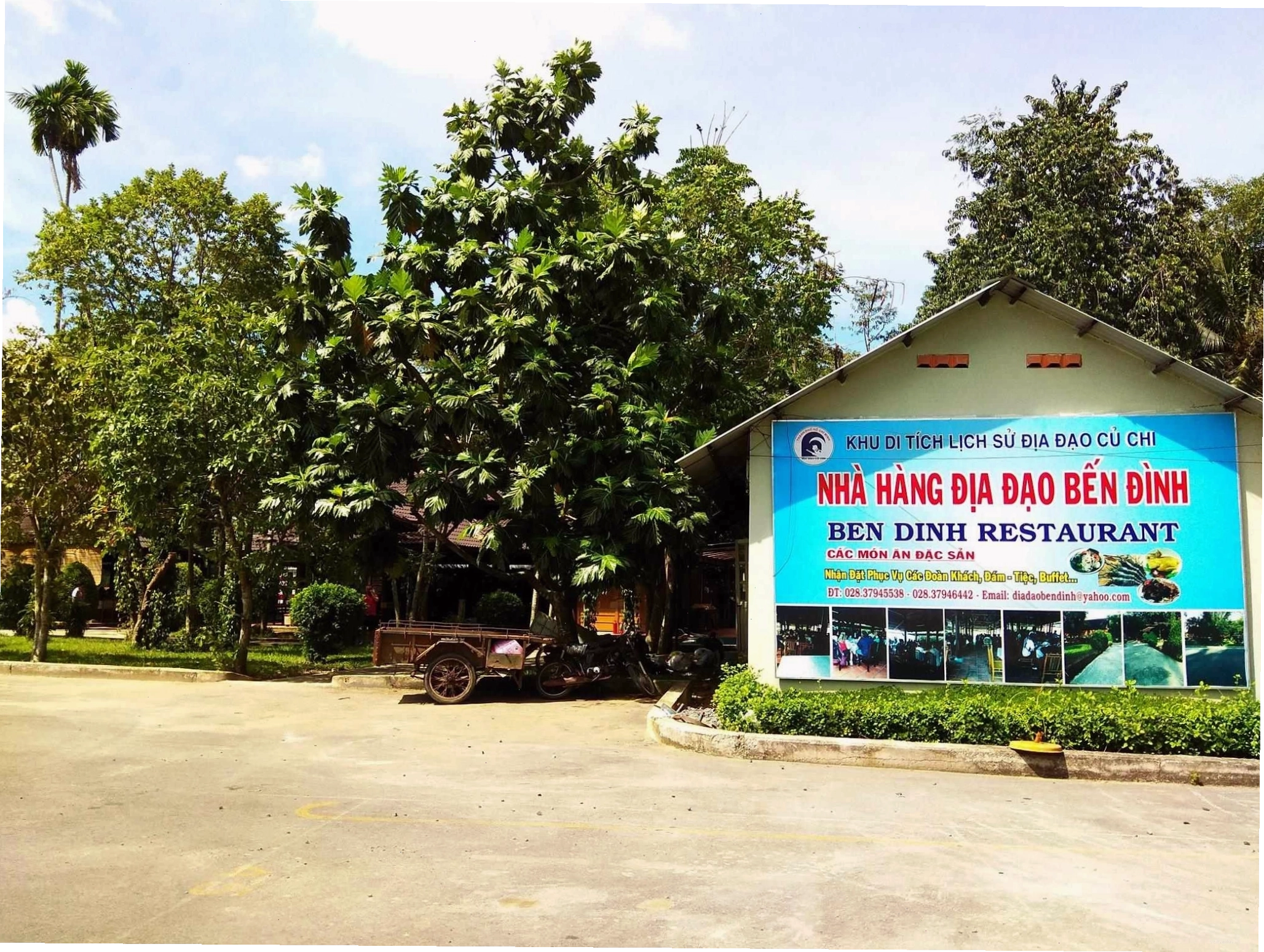 Nhà hàng phục vụ các món ăn đặc sản tại khu Địa đạo Củ Chi