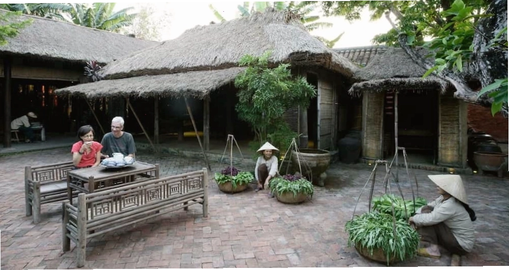 Nhà lá truyền thống đơn sơ, bình dị