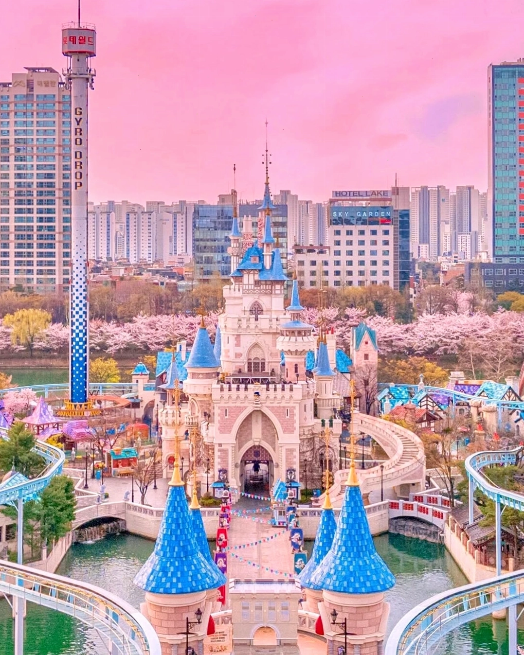 Những con đường nhỏ xinh đẹp tại làng cổ Bukchon Hanok với kiến trúc nhà Hanok truyền thống