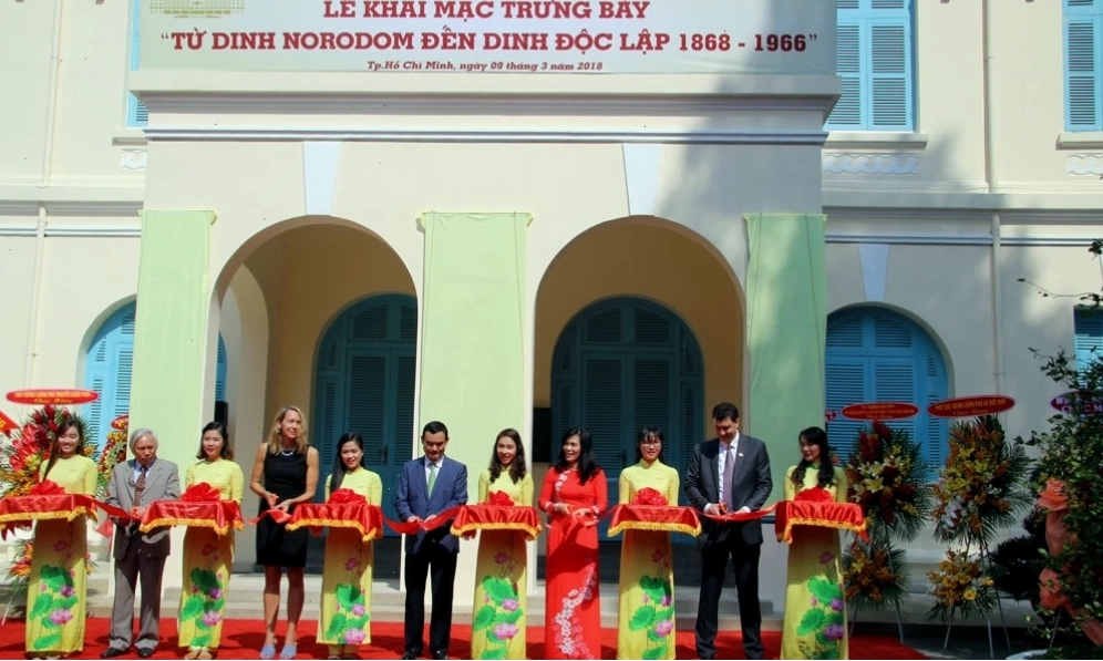 Nội thất phòng khánh tiết Dinh Độc Lập