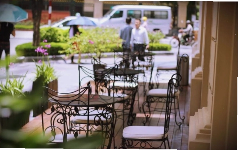 Nội thất phòng nghỉ tại Mercure Ly Thuong Kiet sang trọng và tiện nghi