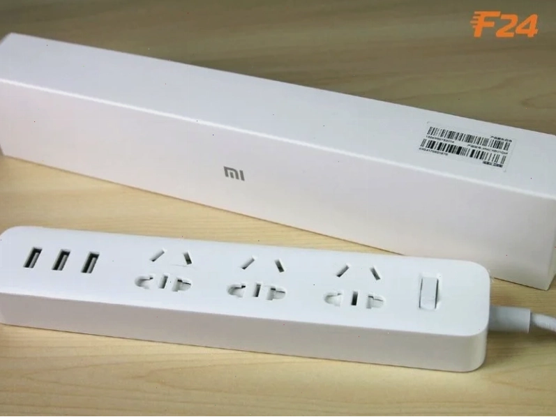 Ổ cắm điện đa năng với nhiều cổng kết nối