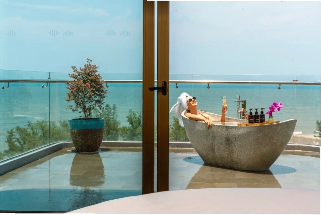 Phòng nghỉ tại Poseidon Quảng Bình với tầm nhìn đẹp ra biển